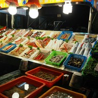 Liuhe Tourist Night Market