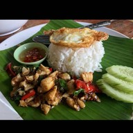ก๋วยเตี๋ยวต้มยำ อาป๋า