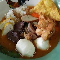 ก๋วยเตี๋ยวต้มยำ อาป๋า