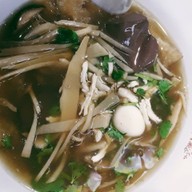 กระเพาะปลาเจ๊นิด