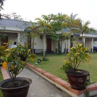 Royal Garden View Hotel Yanggong