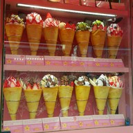 Santa Monica Crepes Harajuku