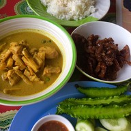 ครัวใต้ (จ่าเกียรติ)