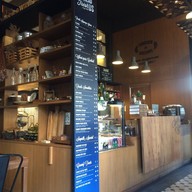 Fresh & Wraps Resto Bar