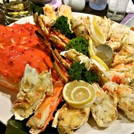 ร้านอาหารญี่ปุ่นฮอกไกโด สาขาใหญ่ สุรวงศ์ ดุ๊กทาวเวอร์