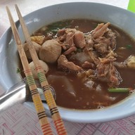 ก๋วยเตี๋ยวตาทิศยายเหลียว โพนพิสัย