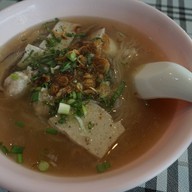 เมนูของร้าน คุณแดงก๋วยจั๊บญวน วังหลัง