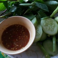 ข้าวแกงน้องอ้อย สี่แยกผู้ใหญ่ปลื้ม