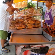 ไก่ย่างบางตาลแจ๋วแหวว