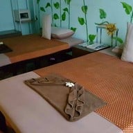 Baan Serene Thai Massage Serene Bangkok Bed & Breakfast