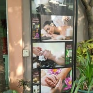 Baan Serene Thai Massage Serene Bangkok Bed & Breakfast
