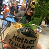 เมนูของร้าน Mother Trucker Burger