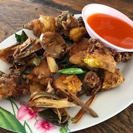 เมนูของร้าน ครัวลุงชา ป้าหน่อง