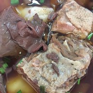 ก๋วยเตี๋ยวเป็ดตุ๋นเจ๊ไฝ