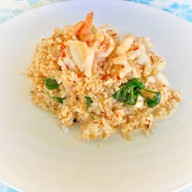 เมนูของร้าน ตามสั่งน้องการ์ตูน&น้องบาส