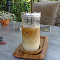 เมนูของร้าน Fernpresso Cafe ใกล้สนามบินเชียงใหม่