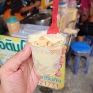 เมนูของร้าน เจ๊ย้งไอติม ตลาดเก่า