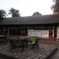 บรรยากาศ บ่อกุ้งบ้านสวน บ้านมอญ เชียงใหม่