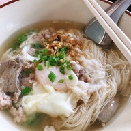 เมนูของร้าน โกปี๊ ตีนเล