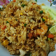 เมนูของร้าน ครัวคุณเหมียว ต้มยำหัวปลาหม้อไฟ