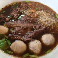 ก๋วยเตี๋ยว (สูตรไฮโซ)