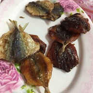 เมนูของร้าน ข้าวต้มบาทเดียว ยงเจริญ(เจ้าเก่า)