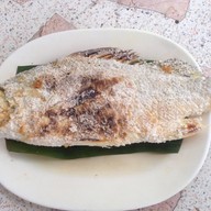 เมนูของร้าน Ok ซีฟู้ด ฝั่งตรงข้ามบุปผาชน