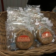  ชิ้นละ​ 25.- ราคาแรงไปนิดนะคะ