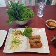 ร้านแหนมเนืองครัวคุณไก่
