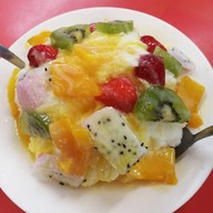 เมนูของร้าน 豪品味冰品 น้ำแข็งไส Shilin night market