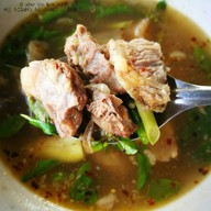 เมนูของร้าน ป้ากลิ่น อาหารตามสั่ง