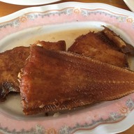 เมนูของร้าน ครัวเจ๊แมว ปากน้ำปราณ