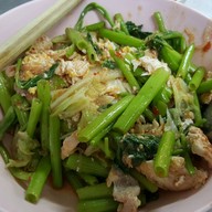 ร้านตากุฎ อาหารตามสั่ง