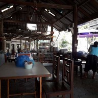 ก๋วยเตี๋ยวบ้านสวน