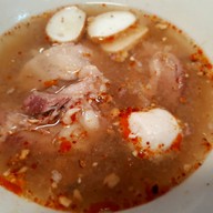 เมนูของร้าน ก๋วยเตี๋ยวต้มยำ อาป๋า