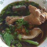 เจ๊ไน้ เป็ดตุ๋น ซ.ไทรงาม