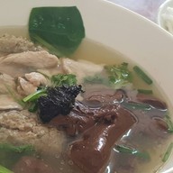 เมนูของร้าน ต้มเลือดหมูนายเส่ย