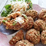 เมนูของร้าน ครัวเคียงคลื่น