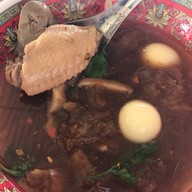 เมนูของร้าน ก๋วยจั๊บคนจีน