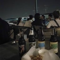 At-mosphere rooftop cafe'
