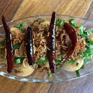 แดงแหนมเนือง porto chino
