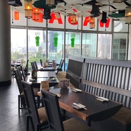 บรรยากาศ Wasabi เอสพลานาด