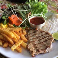 ตือโป๊ยก่าย สหายขายหมู ช่างเคี่ยน