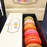 เมนูของร้าน Dhara Dhevi Macaron EmQuartier