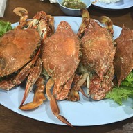 เฟื่องทองฟาร์ม ร้านอาหารเฟื่องทองฟาร์ม