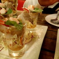 Amuse' Bar คลองมะขามเรียง