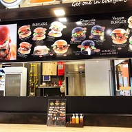 หน้าร้าน 31 Burger Bluport Huahin