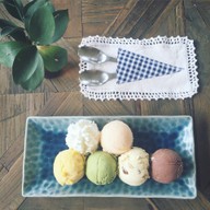 เมนูของร้าน Johoney