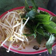 ก๋วยเตี๋ยวเรือตากะยาย