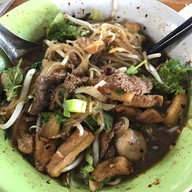 ก๋วยเตี๋ยวแซบสะออน